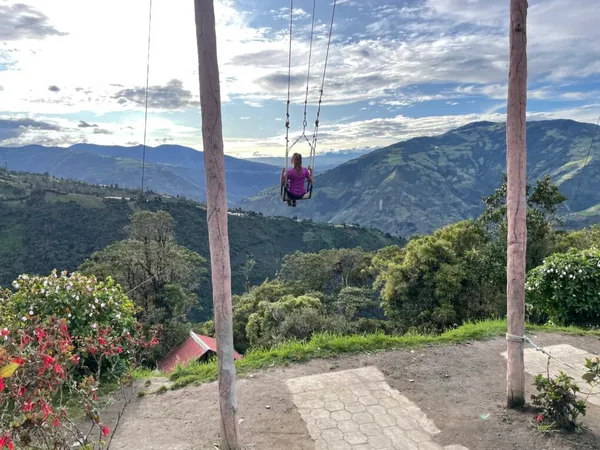 Baños: houpačka na konci světa, vodopády a termály pod sopkou