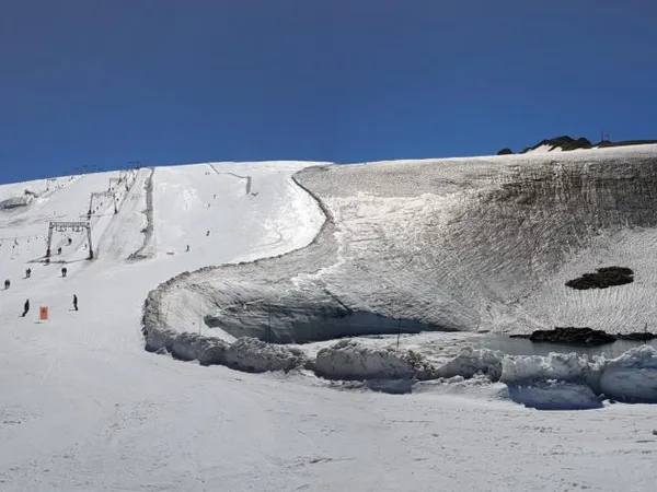 Les Deux Alpes v létě: ledovec, treky a letní lyžování