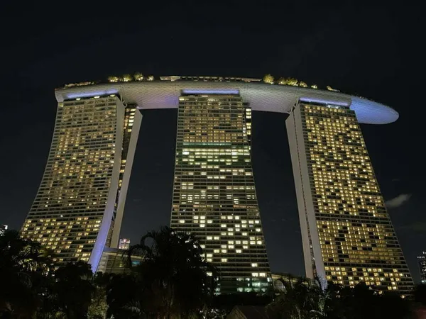 Marina Bay Singapur: kompletní průvodce ikonickou zátokou