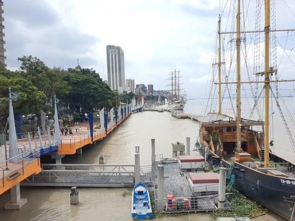Guayaquil: Malecón, Las Peñas a přestup na Galapágy